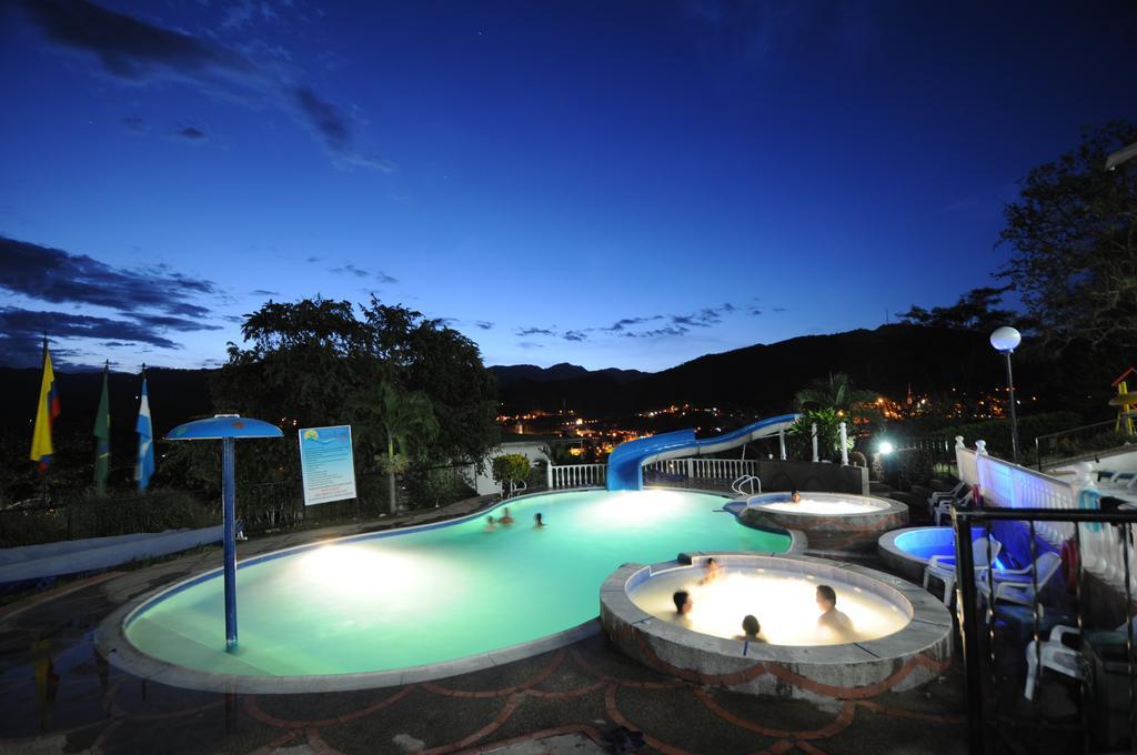 Villeta Resort Hotel Eksteriør billede
